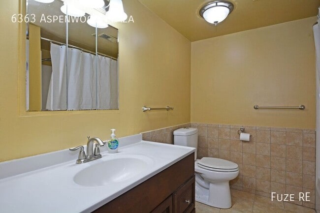 Building Photo - 6363 Aspenwood Plaza