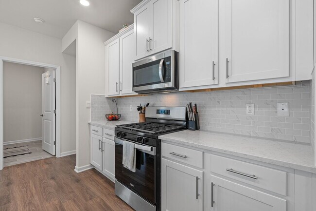 Building Photo - 5016 Cinnamon Run