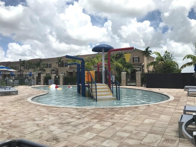 Building Photo - 17001 SW 90th Terrace