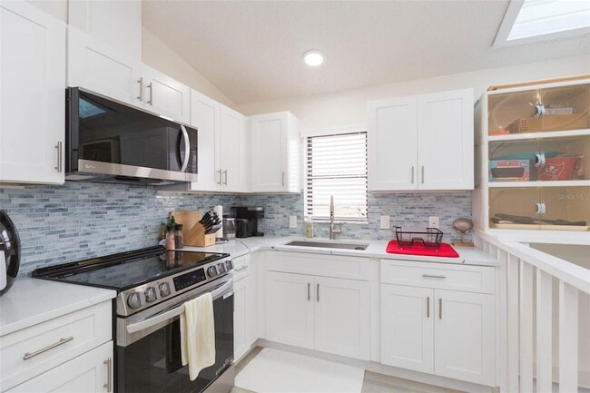 Building Photo - 3604 E Maritana Dr