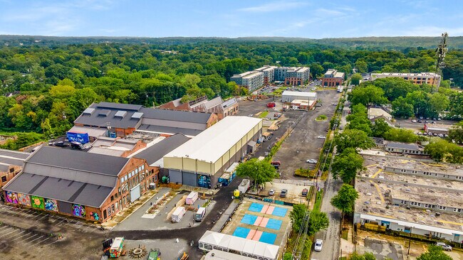 Building Photo - 112 Rogers St NE