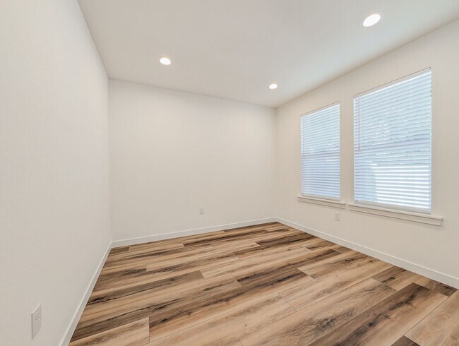 Building Photo - Brand-New 3 bed, 2.5 bath Tulalip Home w/ 2-Car Garage & Fenced Backyard!