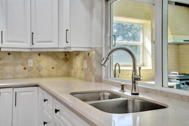 Building Photo - 3801 NW 27th Ave