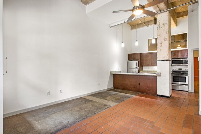 Building Photo - Jackson Street Lofts