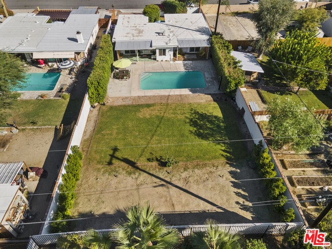 Building Photo - 74125 San Marino Way