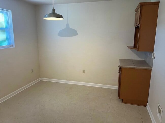 Building Photo - 316 Plantation Dr