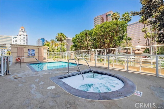Building Photo - 388 E Ocean Blvd
