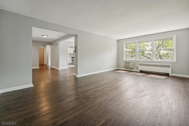 Building Photo - 24 Hutton Ave