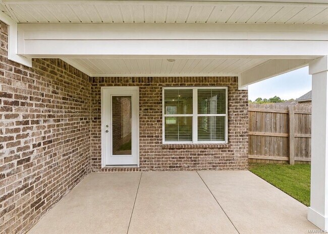 Building Photo - 88 Trevor Dr