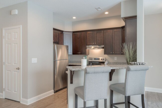 Building Photo - 91 E Main St