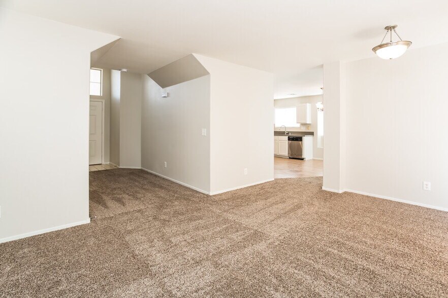 Building Photo - 2331 Catskill Ct