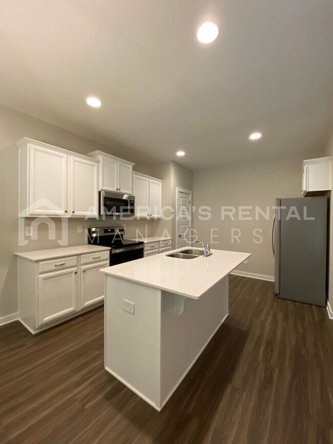 Building Photo - Home for Rent in Thorsby, AL!!! Sign a 13 ...