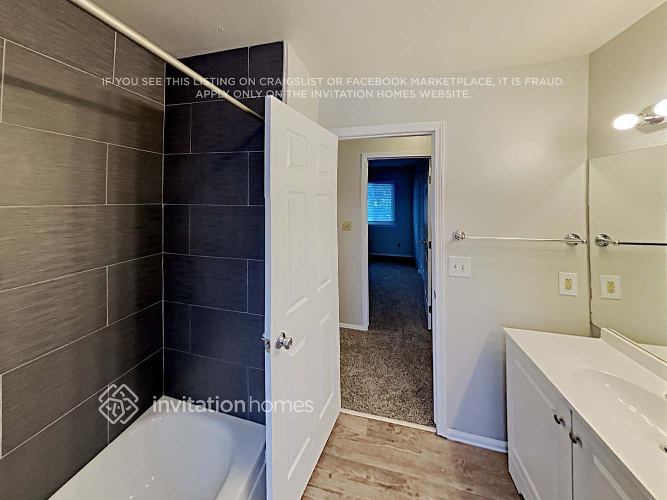 Building Photo - 5172 S Truckee St