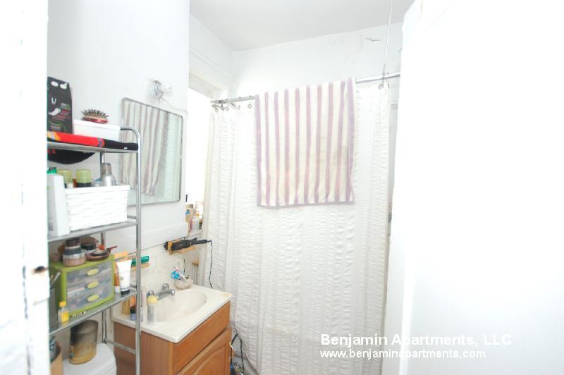 Building Photo - 15 Egremont Rd