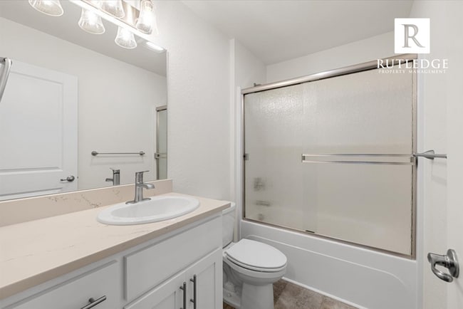 Building Photo - STUNNING 3 Bed / 2.5 Bath Brand New Townhome!!