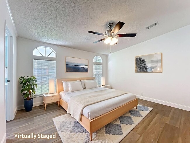 Building Photo - 1942 NW 46th Ave