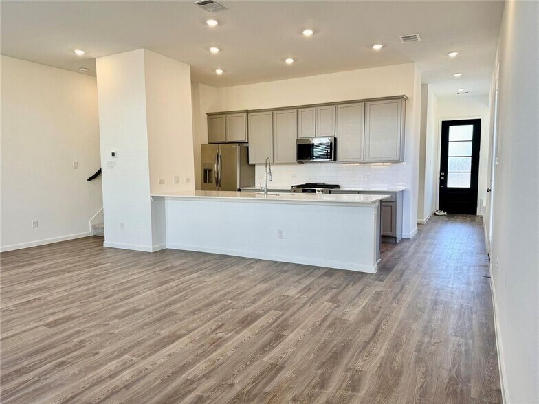 Building Photo - 5506 Amber Brook Ln