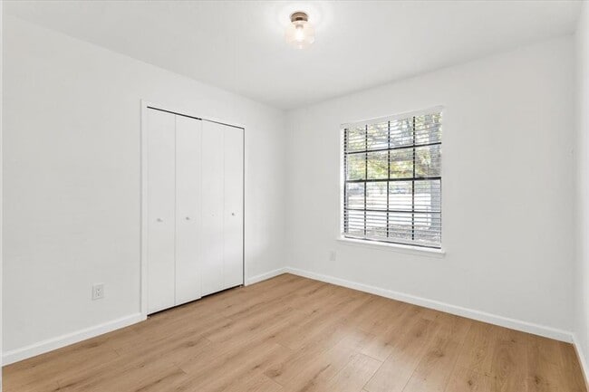 Building Photo - 7800 Turquoise Trail