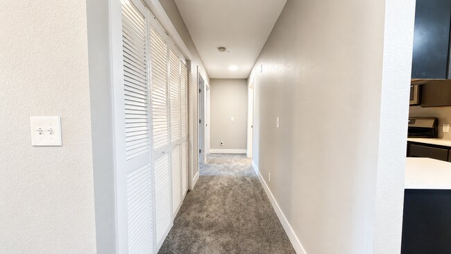 Building Photo - 1401 W 85th Ave