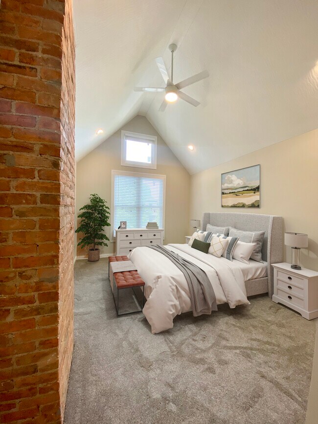 Building Photo - 980 Harrison Ave