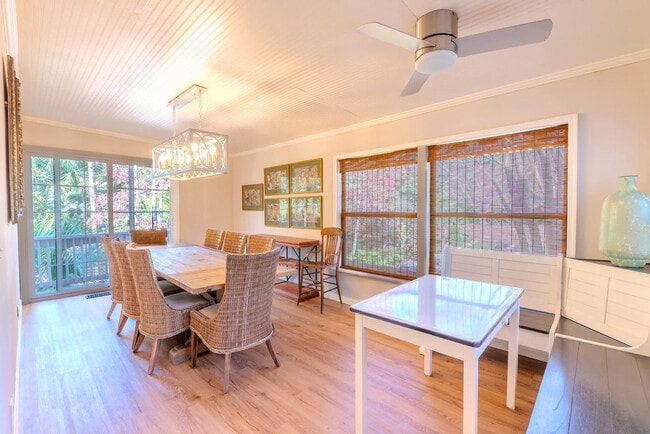 Building Photo - 7 Periwinkle Ln