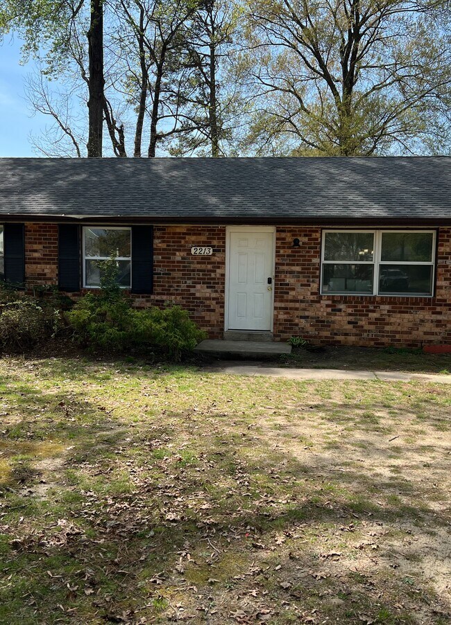 Building Photo - 2213 Capp Rd