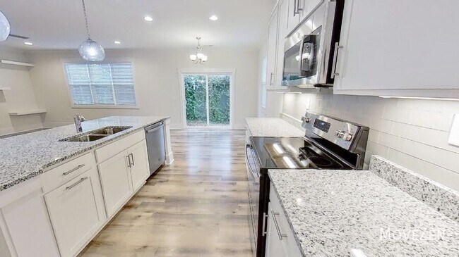 Building Photo - 6504 Oak Canopy Dr