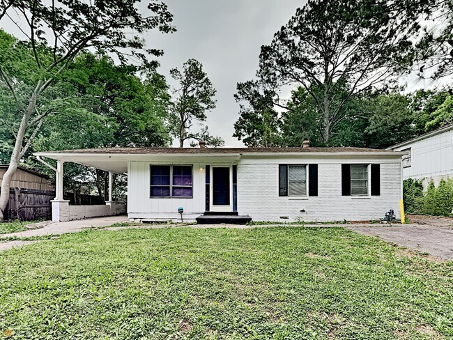 Primary Photo - 908 Kennesaw Dr