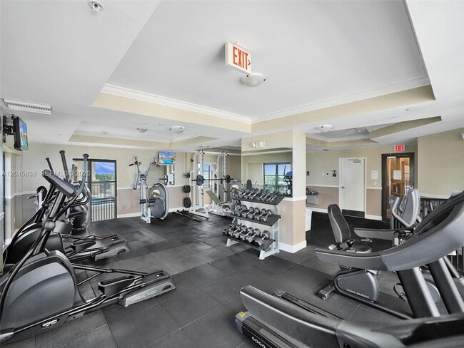 Building Photo - 2509 N Ocean Blvd