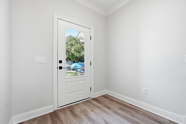 Building Photo - NEW Construction, be the FIRST to occupy this beautiful townhouse in Fort Walton Beach!