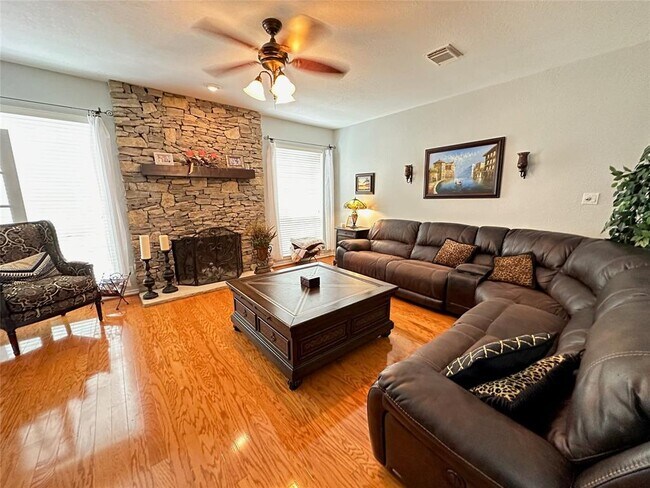 Building Photo - 7002 Greatwood Trails Ct