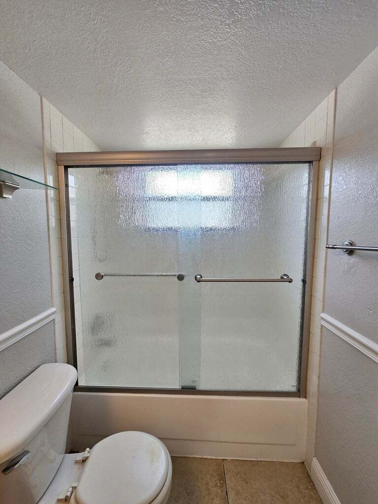 Building Photo - 1453 Lake Crystal Dr