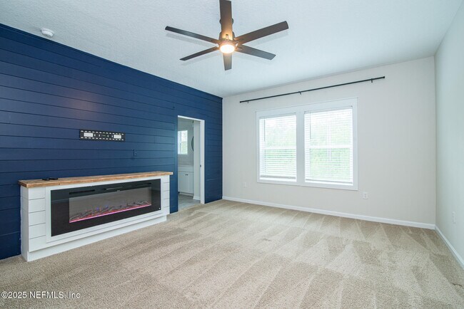 Building Photo - 690 Windermere Way