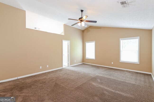 Building Photo - 1684 Summit Pl Way