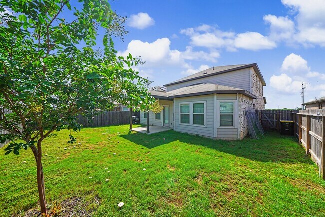 Building Photo - 3037 Beringer Blvd