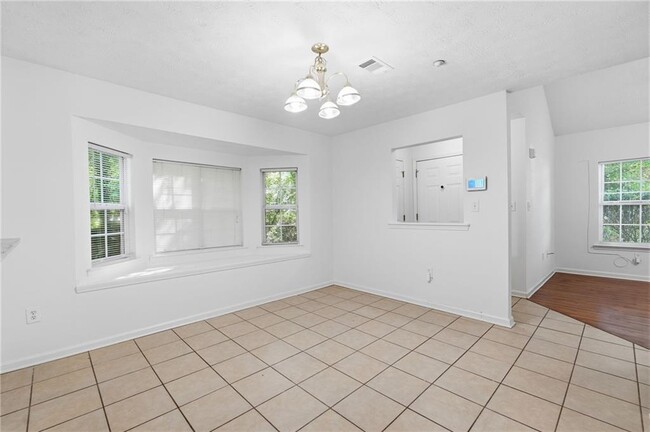 Building Photo - 6427 Wellington Chase Ct