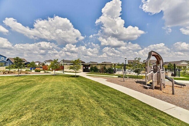 Building Photo - 8801 Whitter Dr