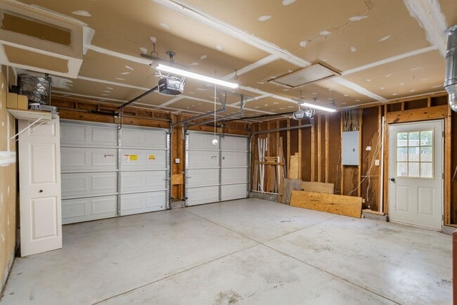 Building Photo - 5 E Pinto Ct