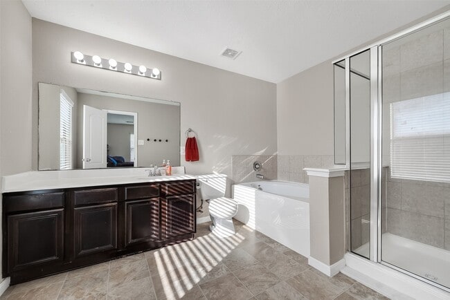 Building Photo - 2707 Piney Lake Ct