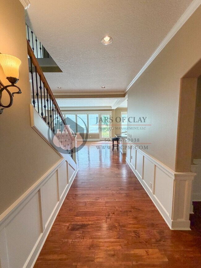 Building Photo - 2752 Tukwila Dr