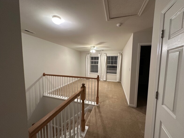 Building Photo - 126 Deep Gap Ct