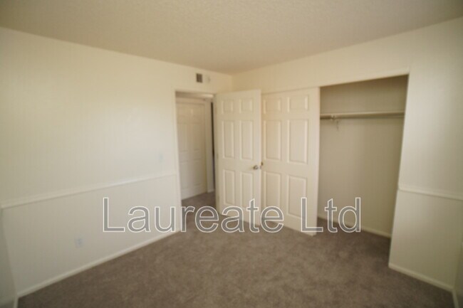 Building Photo - 4899 S Dudley St