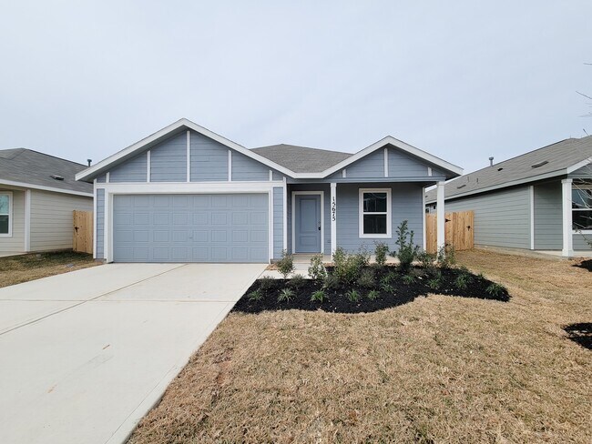 Building Photo - 15675 Plum Brk Dr