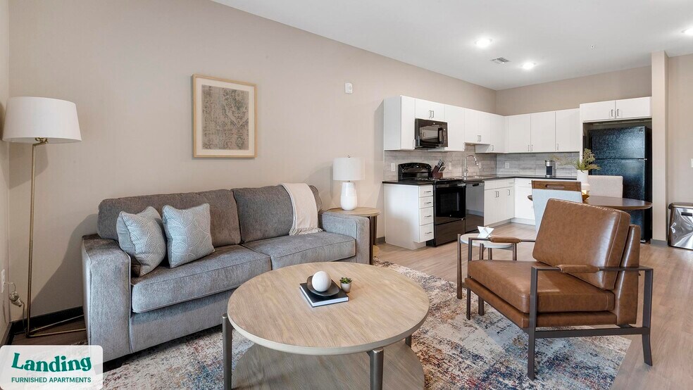 Primary Photo - 645 N Front St