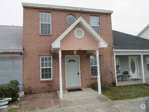 Building Photo - 127 Parker Village Cir