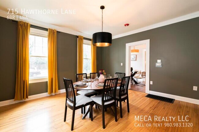 Building Photo - 715 Hawthorne Ln