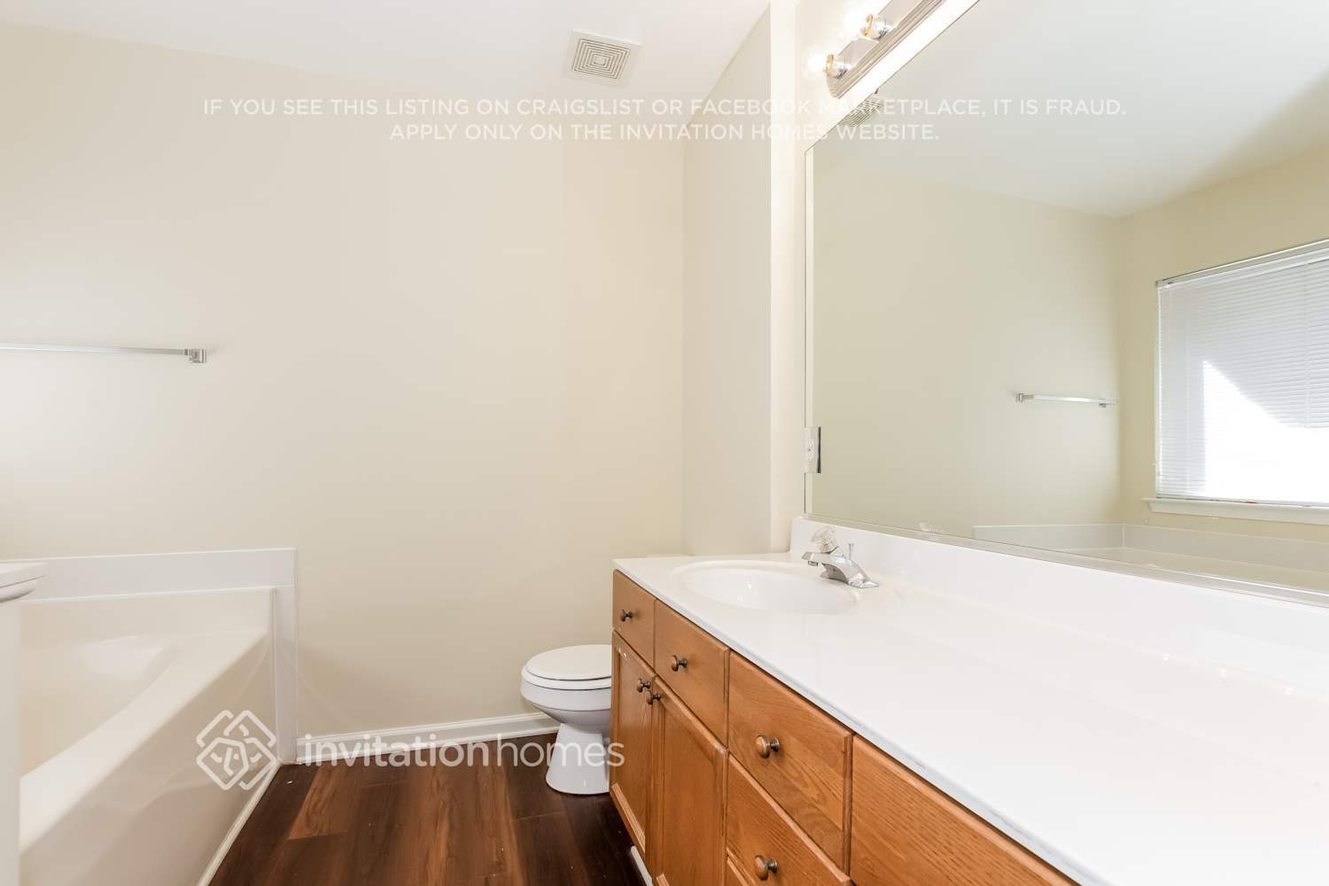 Building Photo - 216 Bradford Glyn Dr