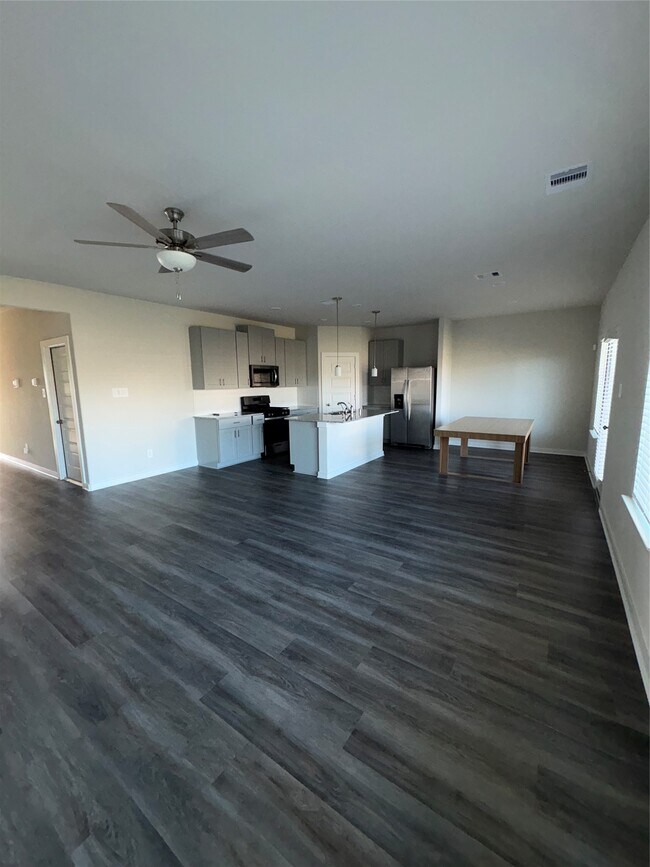 Building Photo - 16628 Sterling Clf St