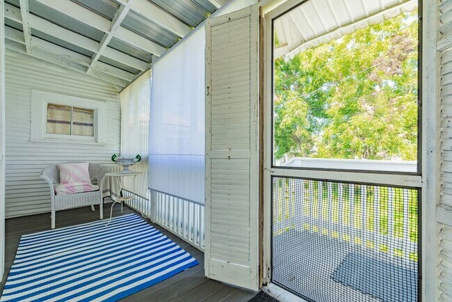 Building Photo - 1512 38th St