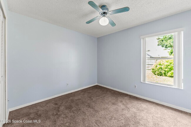 Building Photo - 3537 Egret Dr